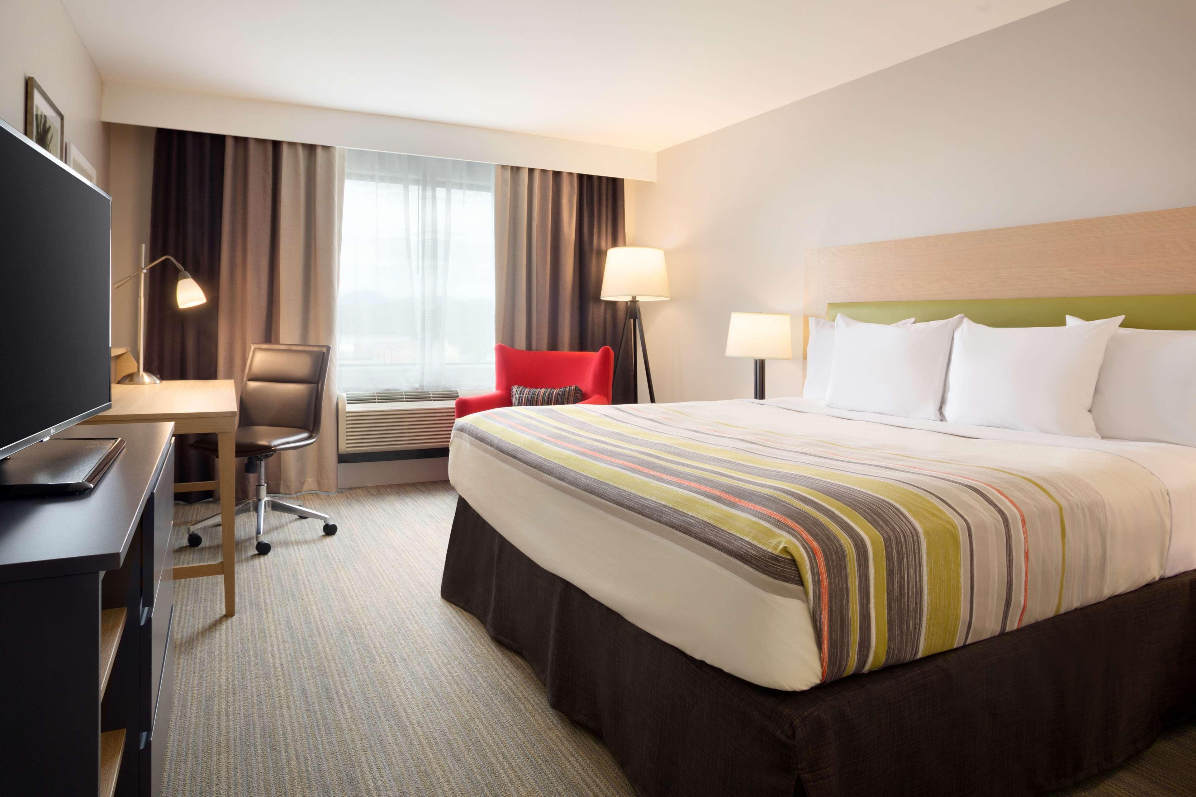 Country Inn & Suites By Radisson Asheville River Arts District Экстерьер фото