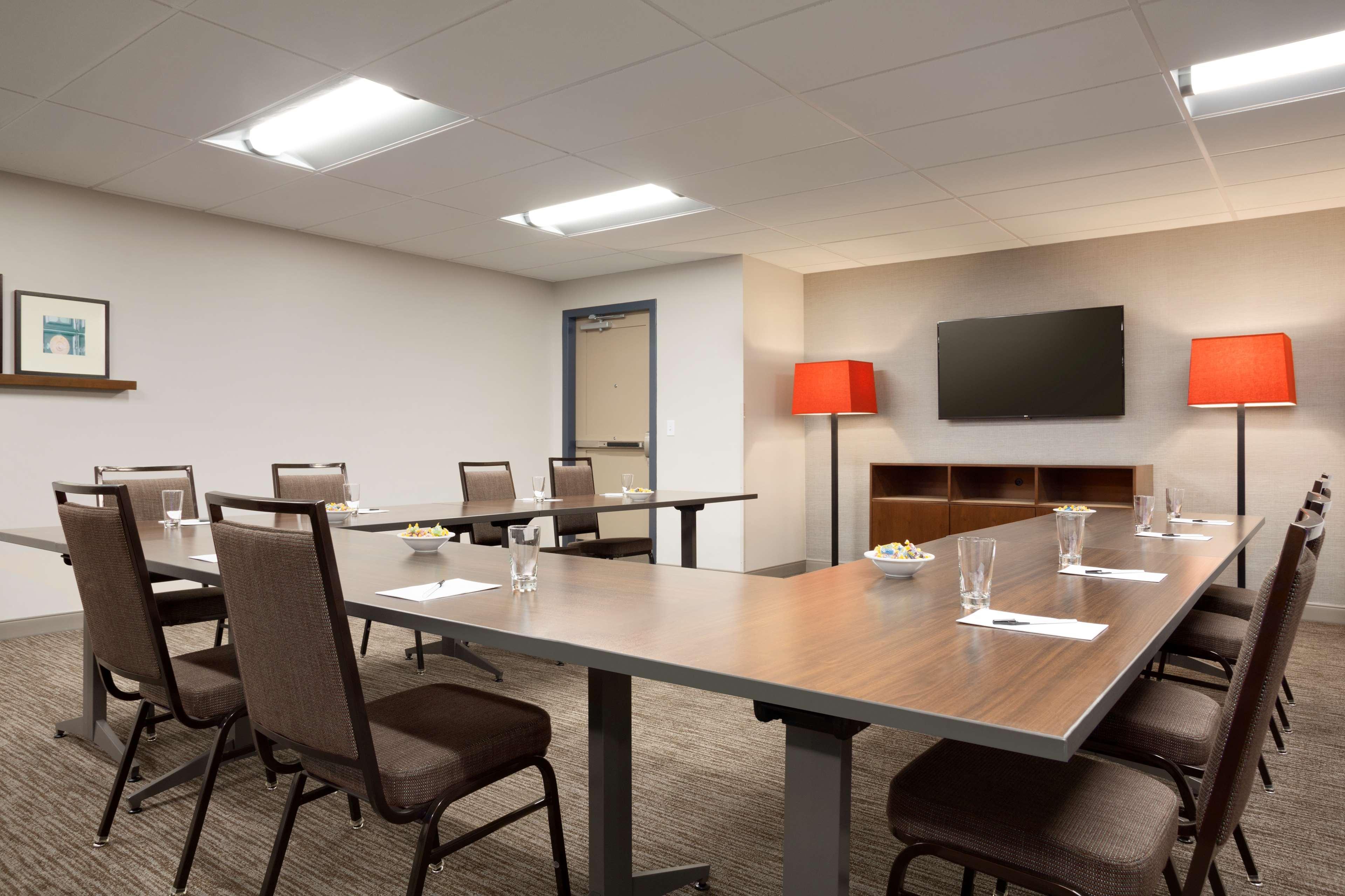 Country Inn & Suites By Radisson Asheville River Arts District Экстерьер фото